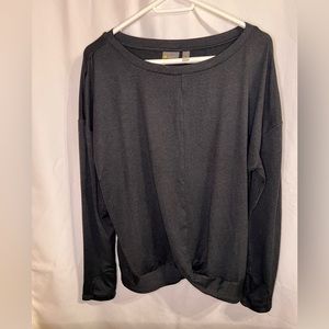 Zella Long sleeve with twist in front